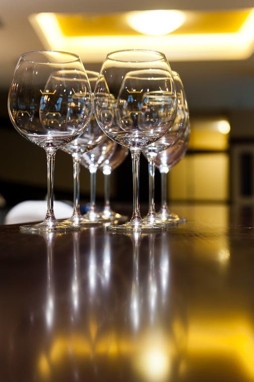 Hotel Astrea Hiszarja Kültér fotó